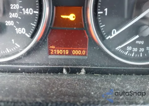 2008 BMW 328Xi из США, поврежденный, VIN WBAVC93568KZ73034